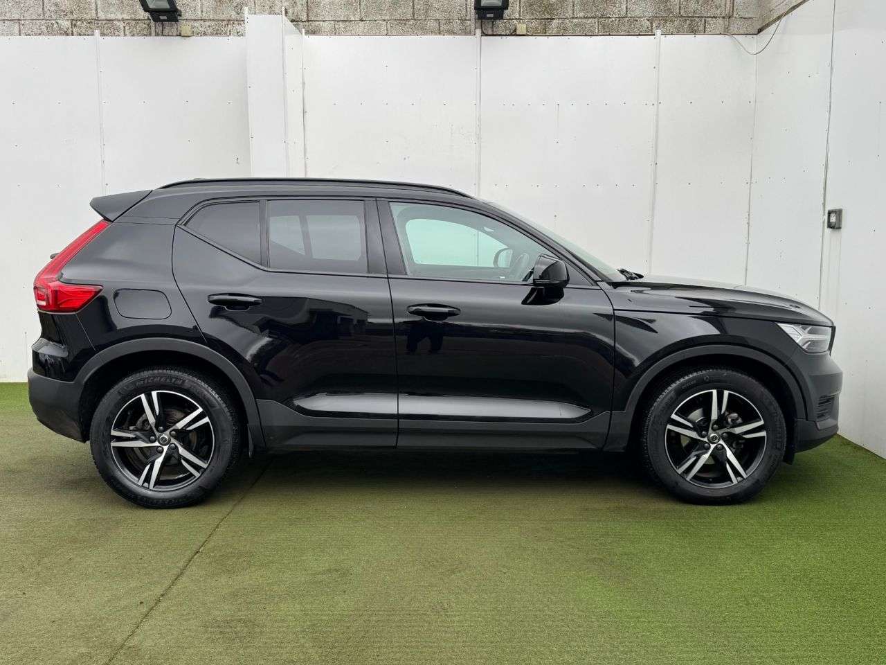 2022 VOLVO XC40 2022 VOLVO XC40