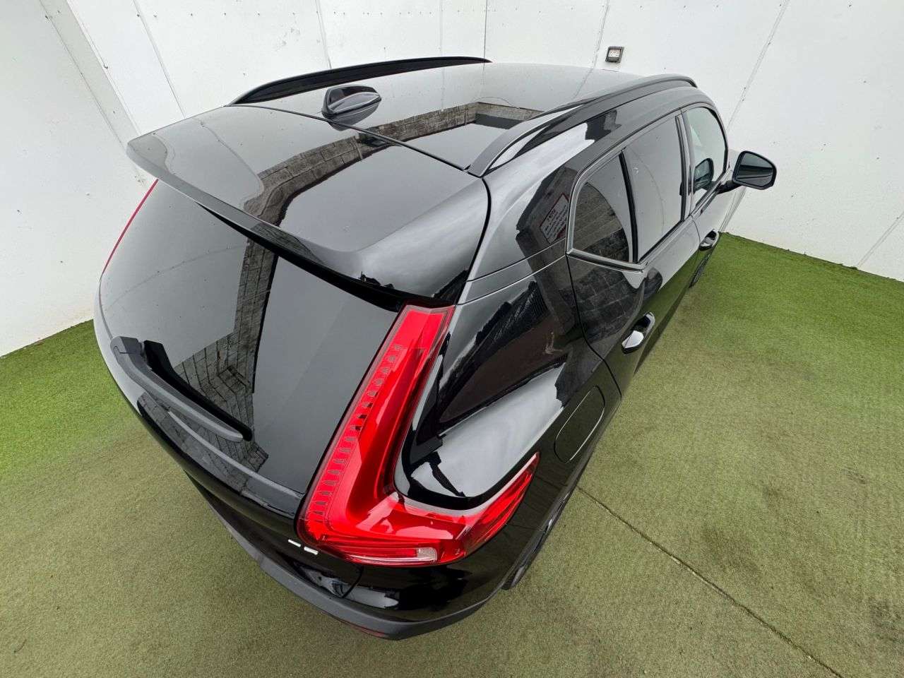 2022 VOLVO XC40 2022 VOLVO XC40