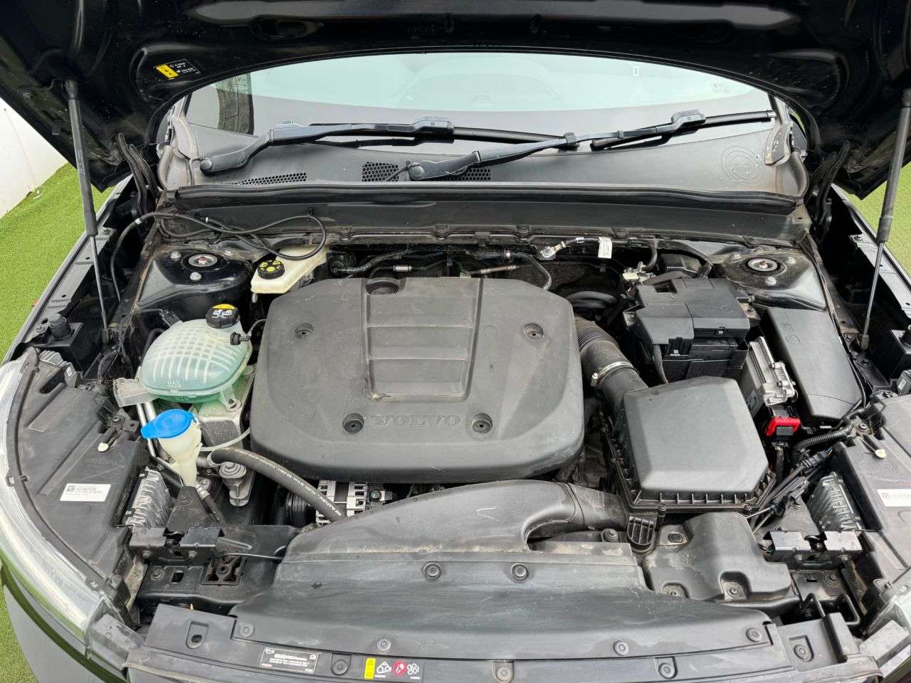 2022 VOLVO XC40 2022 VOLVO XC40