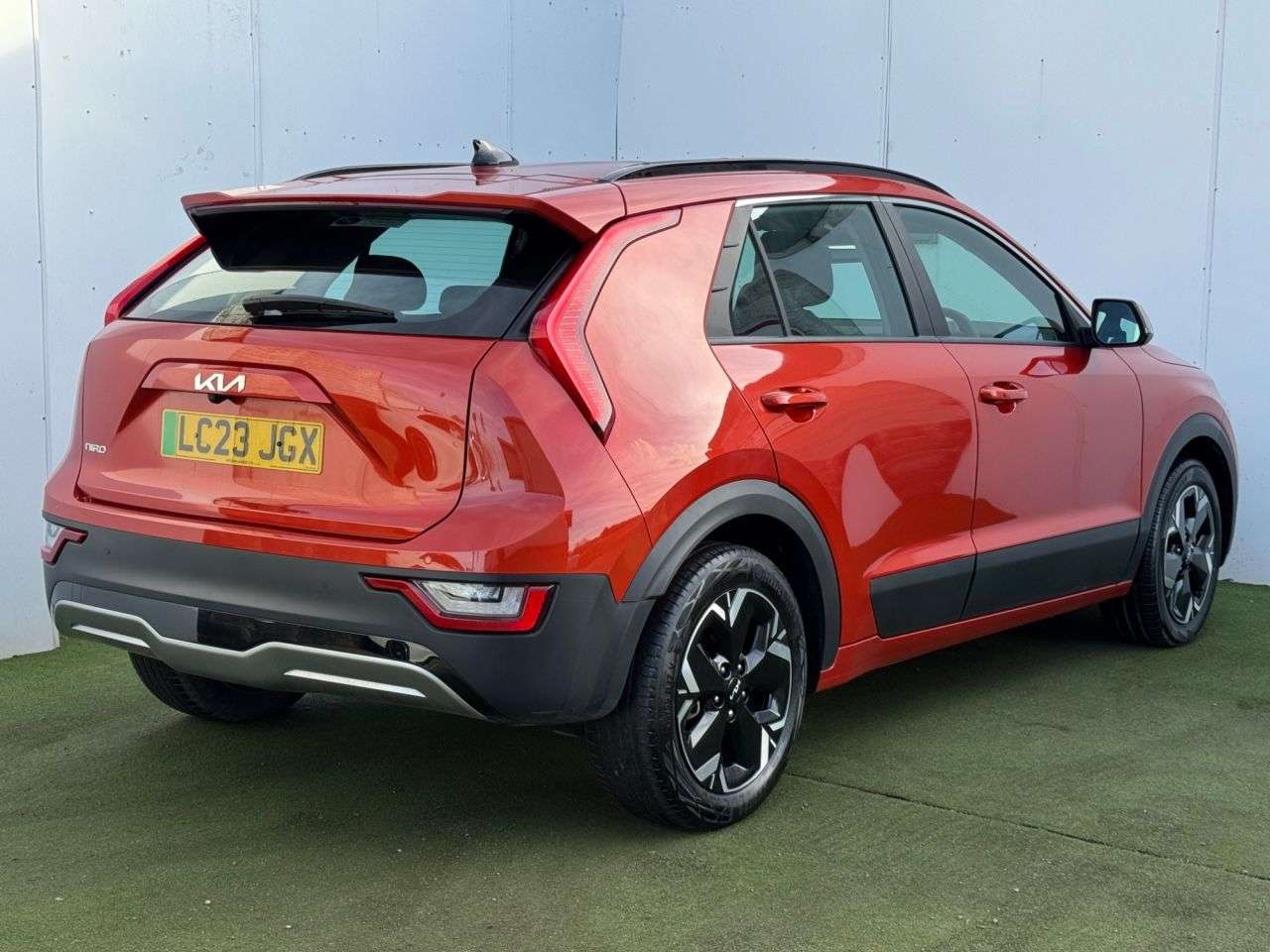 A 2023 KIA NIRO 64.8kWh 2 SUV 5dr Electric Auto (201 bhp) A 2023 KIA NIRO 64.8kWh 2 SUV 5dr Electric Auto (201 bhp)