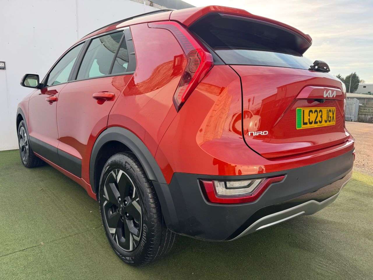 2023 KIA NIRO 2023 KIA NIRO
