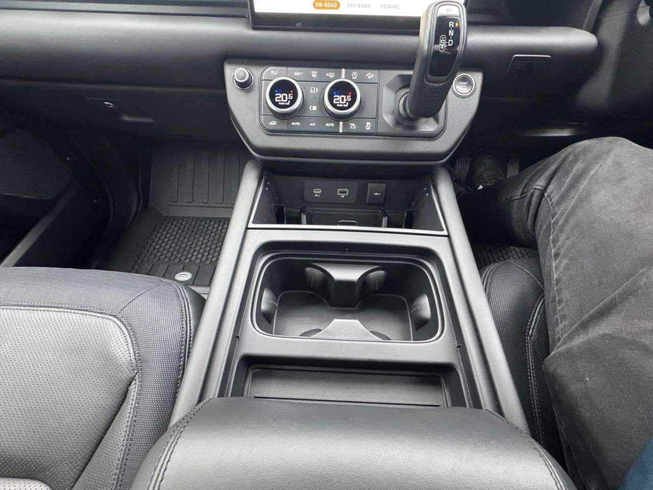 2023 LAND ROVER DEFENDER 2023 LAND ROVER DEFENDER