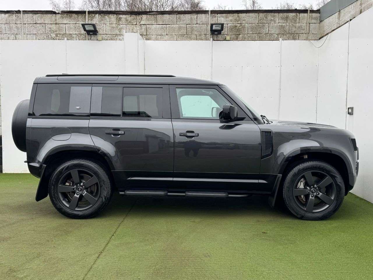 2023 LAND ROVER DEFENDER 2023 LAND ROVER DEFENDER