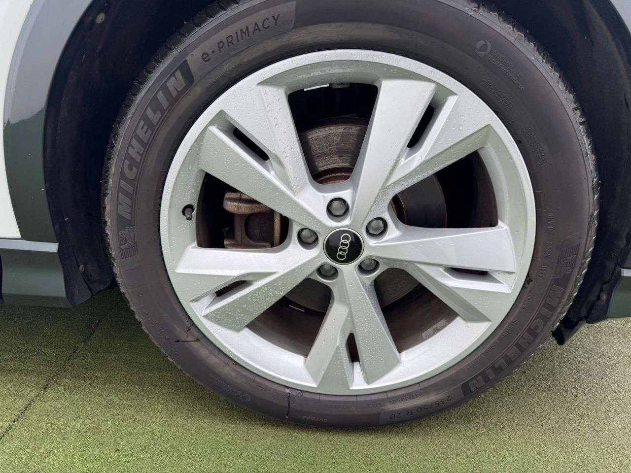 2021 AUDI Q4 E-TRON 2021 AUDI Q4 E-TRON