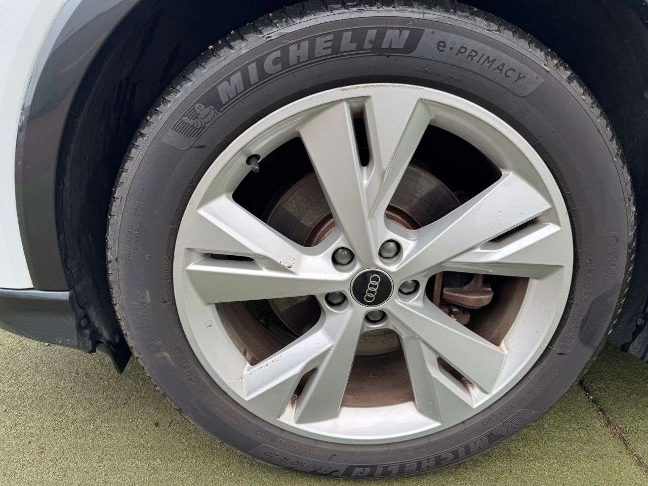 2021 AUDI Q4 E-TRON 2021 AUDI Q4 E-TRON