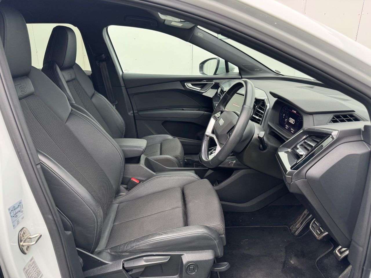 2021 AUDI Q4 E-TRON 2021 AUDI Q4 E-TRON