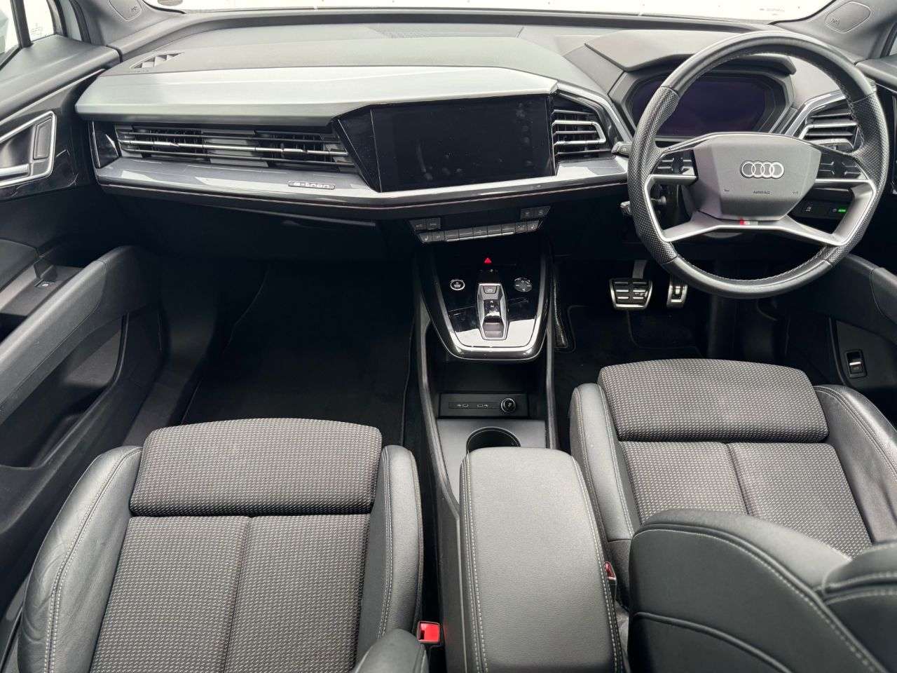 2021 AUDI Q4 E-TRON 2021 AUDI Q4 E-TRON