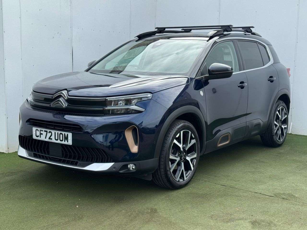A 2023 CITROEN C5 AIRCROSS 1.2 PureTech C-Series Edition SUV 5dr Petrol EAT8 Euro 6 (s/s) (130 ps) A 2023 CITROEN C5 AIRCROSS 1.2 PureTech C-Series Edition SUV 5dr Petrol EAT8 Euro 6 (s/s) (130 ps)