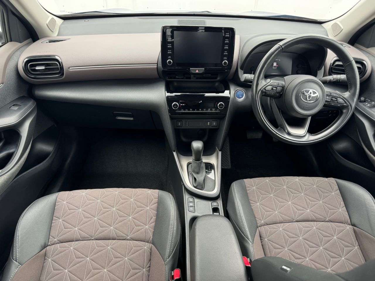 2022 TOYOTA YARIS CROSS 2022 TOYOTA YARIS CROSS