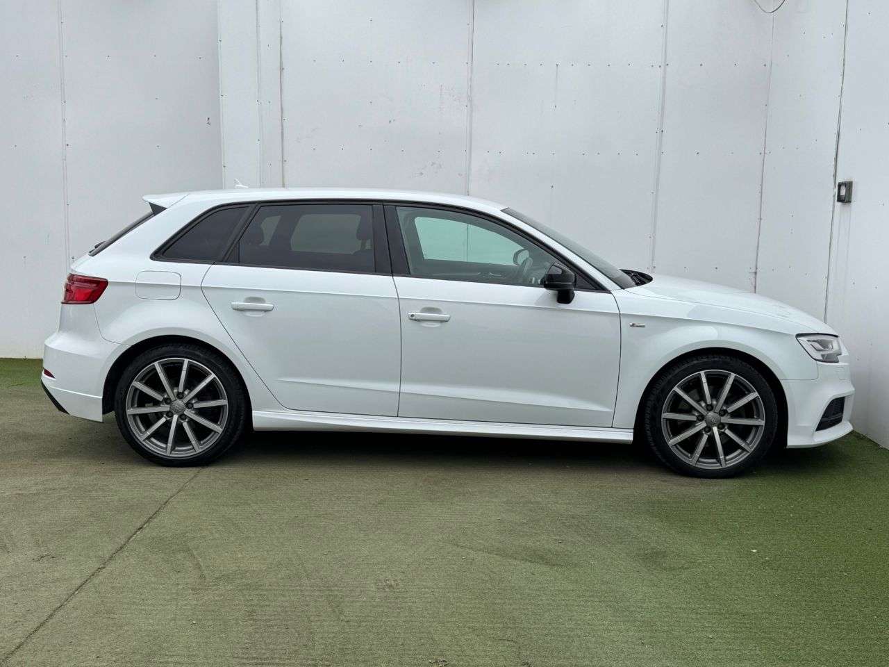 2018 AUDI A3 2018 AUDI A3