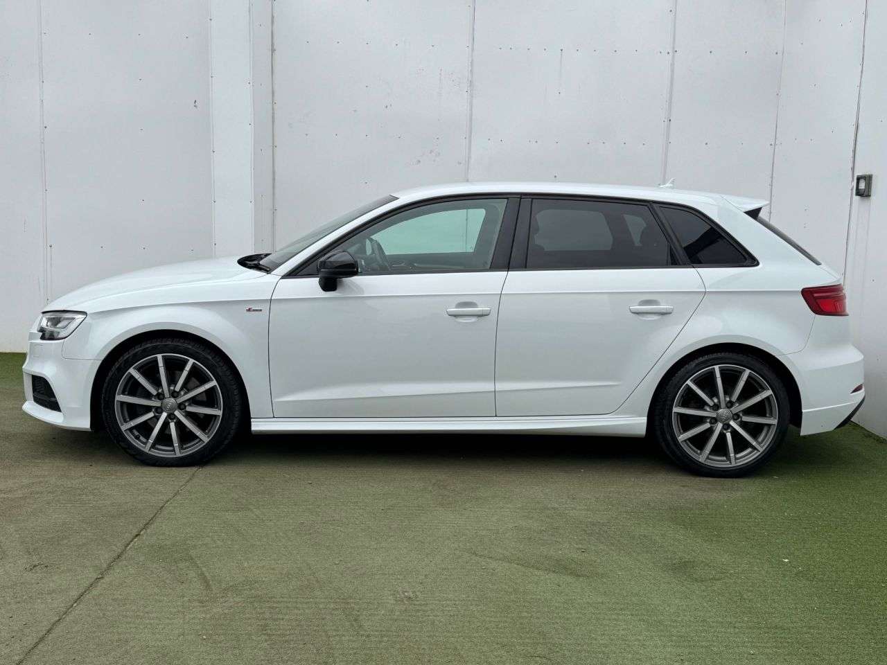 2018 AUDI A3 2018 AUDI A3