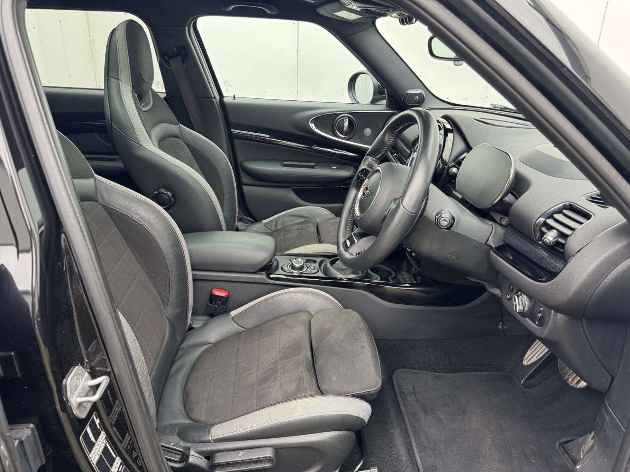 2022 MINI CLUBMAN 2022 MINI CLUBMAN