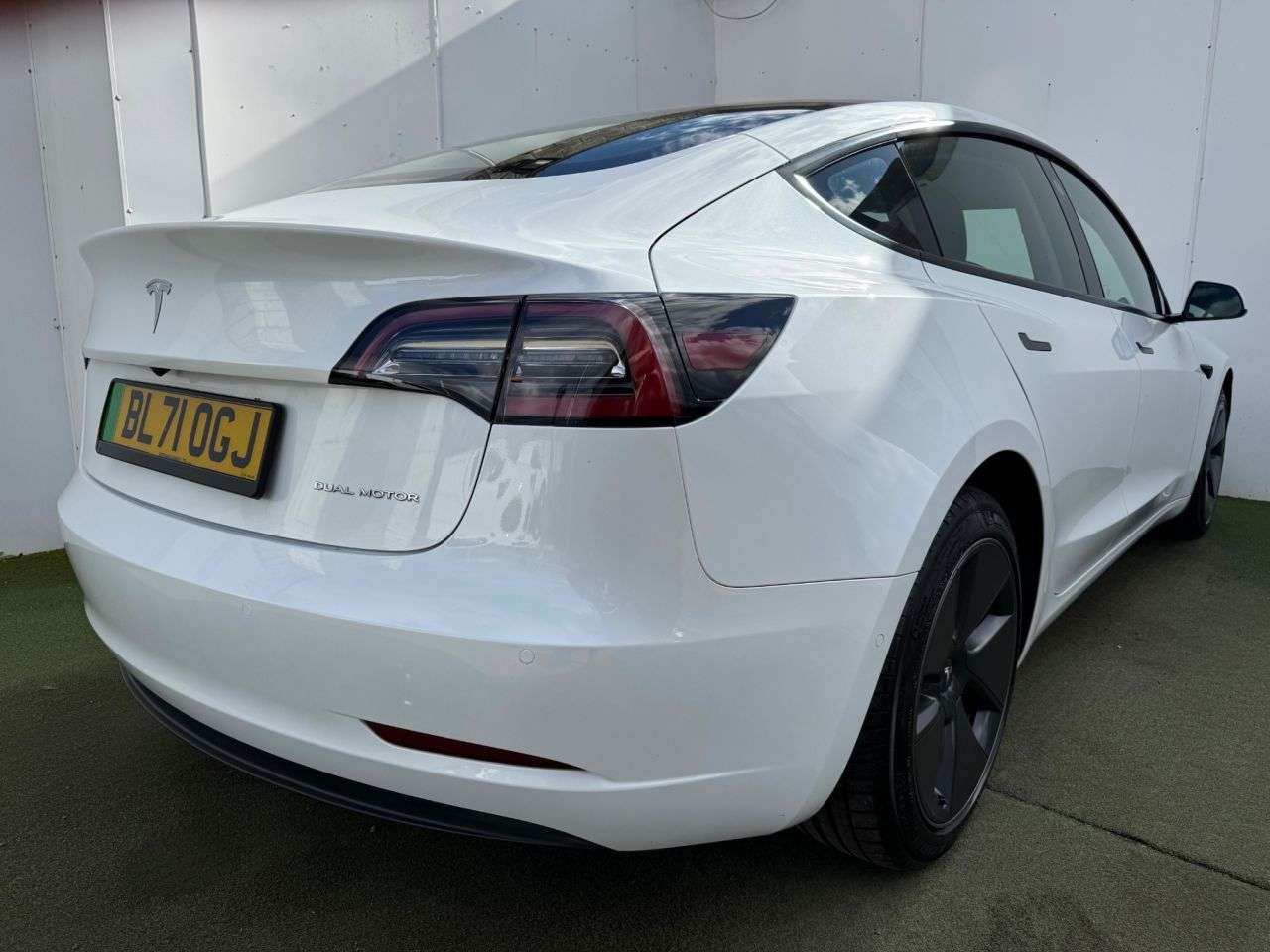 2022 TESLA MODEL 3 2022 TESLA MODEL 3