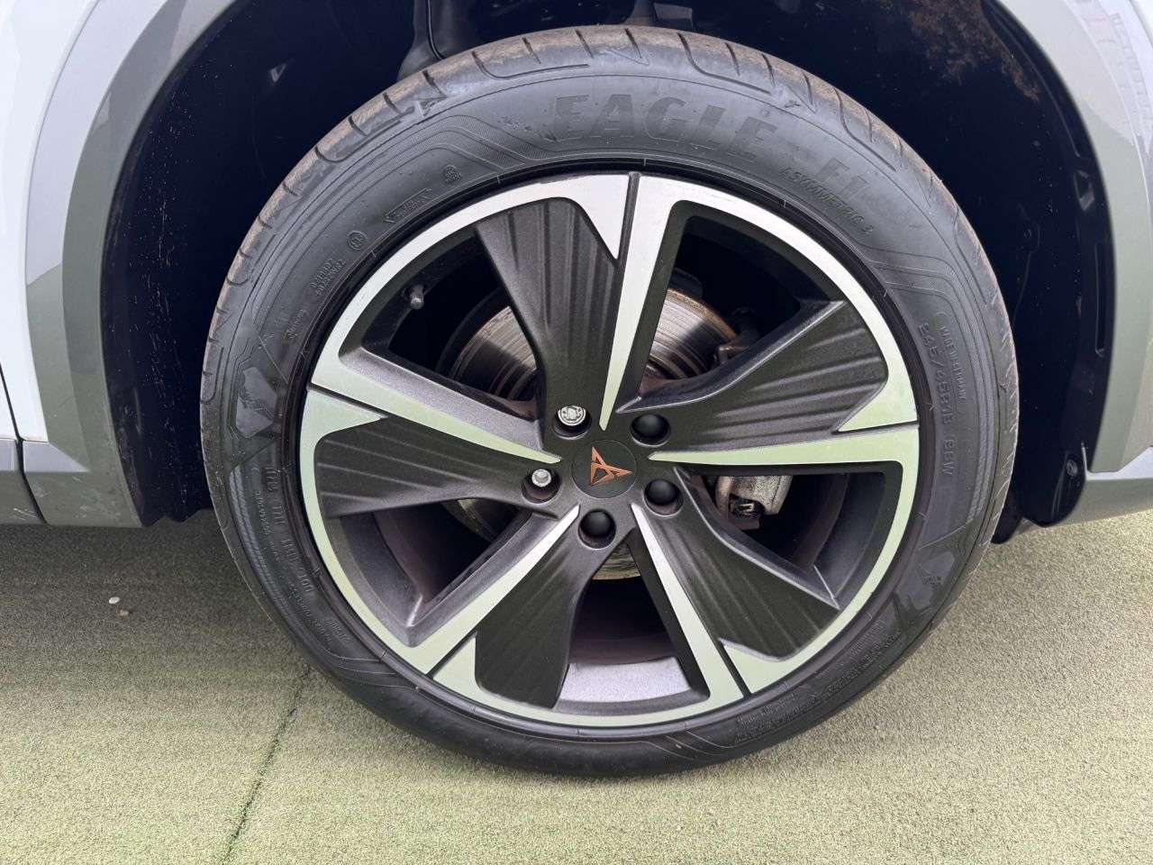 2024 CUPRA FORMENTOR 2024 CUPRA FORMENTOR