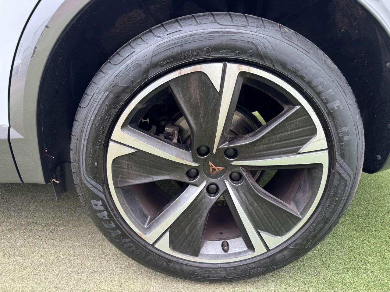 2024 CUPRA FORMENTOR 2024 CUPRA FORMENTOR