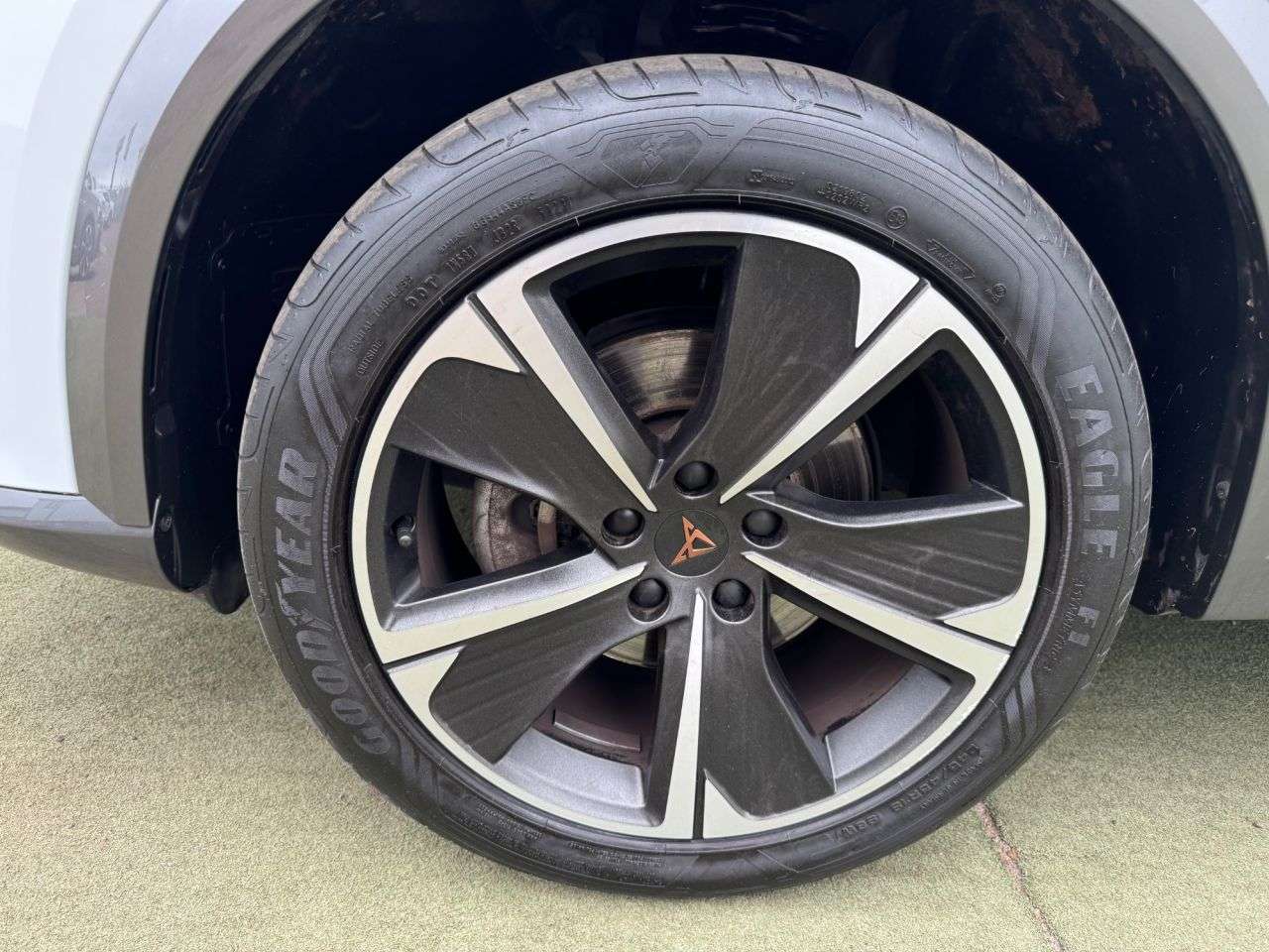 2024 CUPRA FORMENTOR 2024 CUPRA FORMENTOR