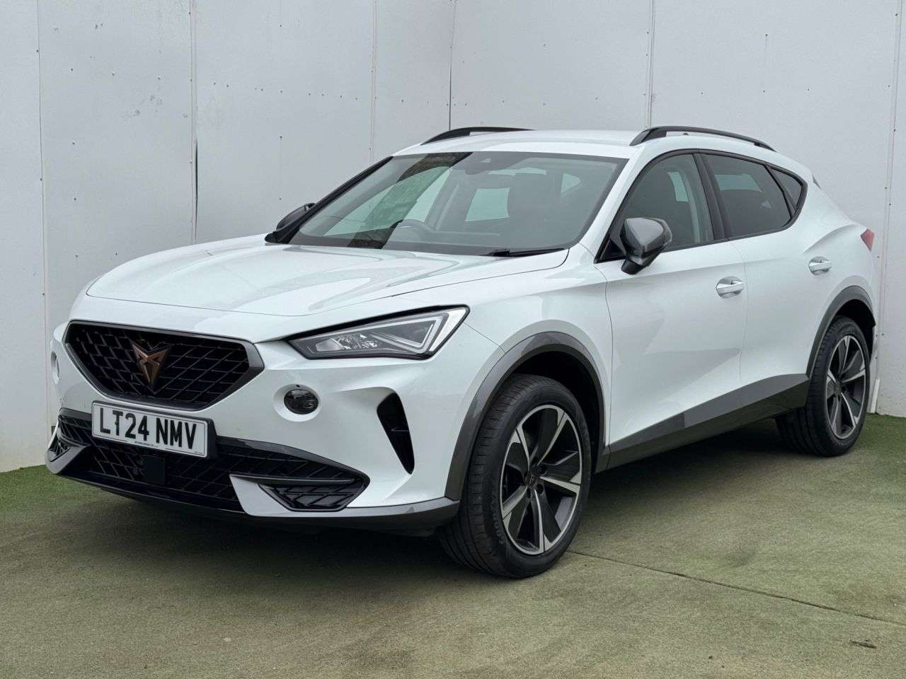 A 2024 CUPRA FORMENTOR 1.5 TSI V1 SUV 5dr Petrol Manual Euro 6 (s/s) (150 ps) A 2024 CUPRA FORMENTOR 1.5 TSI V1 SUV 5dr Petrol Manual Euro 6 (s/s) (150 ps)