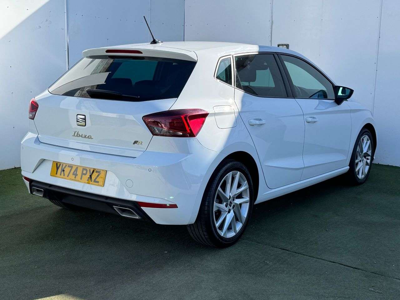 A 2024 SEAT IBIZA 1.0 TSI FR Hatchback 5dr Petrol DSG Euro 6 (s/s) (115 ps) A 2024 SEAT IBIZA 1.0 TSI FR Hatchback 5dr Petrol DSG Euro 6 (s/s) (115 ps)
