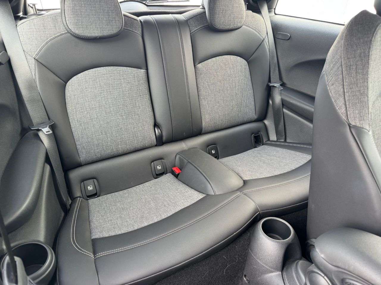 2021 MINI ELECTRIC HATCH 2021 MINI ELECTRIC HATCH