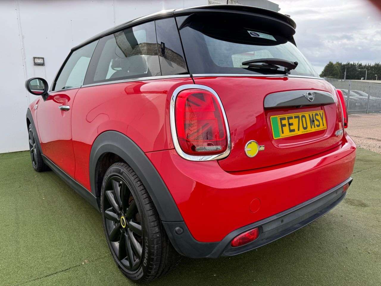 2021 MINI ELECTRIC HATCH 2021 MINI ELECTRIC HATCH