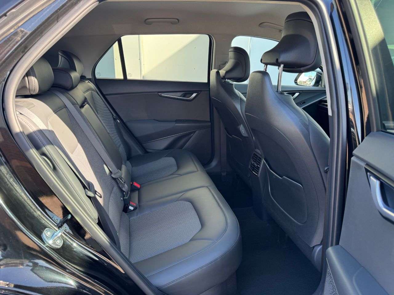 2023 KIA NIRO 2023 KIA NIRO