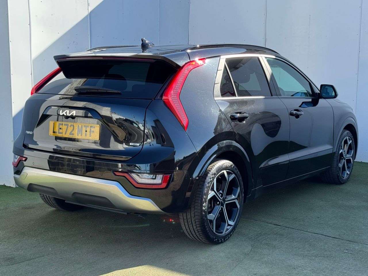 A 2023 KIA NIRO 1.6h GDi 3 SUV 5dr Petrol Hybrid DCT Euro 6 (s/s) (139 bhp) A 2023 KIA NIRO 1.6h GDi 3 SUV 5dr Petrol Hybrid DCT Euro 6 (s/s) (139 bhp)