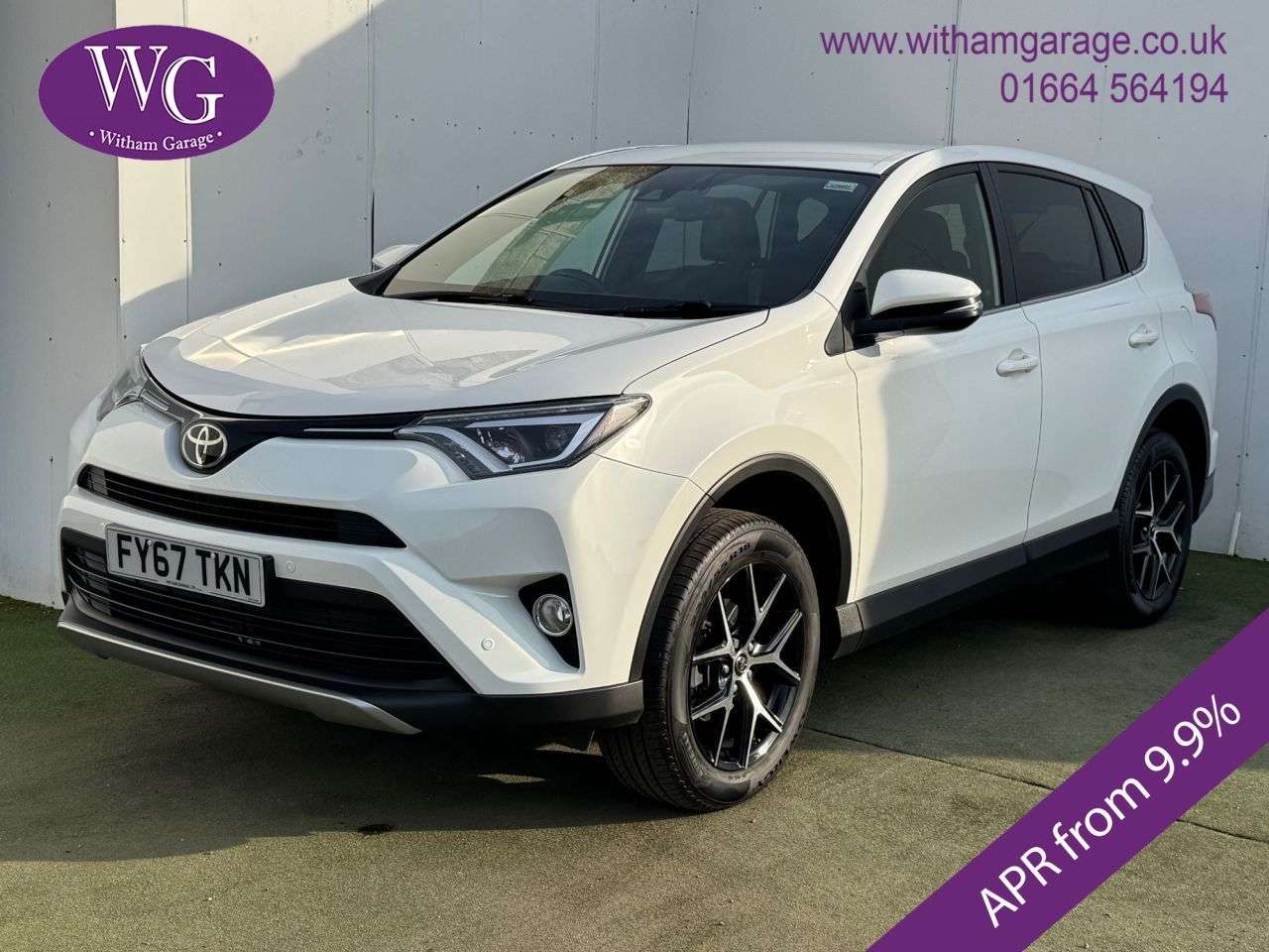 A 2017 TOYOTA RAV4 2.0 V-Matic Icon SUV 5dr Petrol CVT 4WD Euro 6 (s/s) (Safety Sense, SNav) ( A 2017 TOYOTA RAV4 2.0 V-Matic Icon SUV 5dr Petrol CVT 4WD Euro 6 (s/s) (Safety Sense, SNav) (