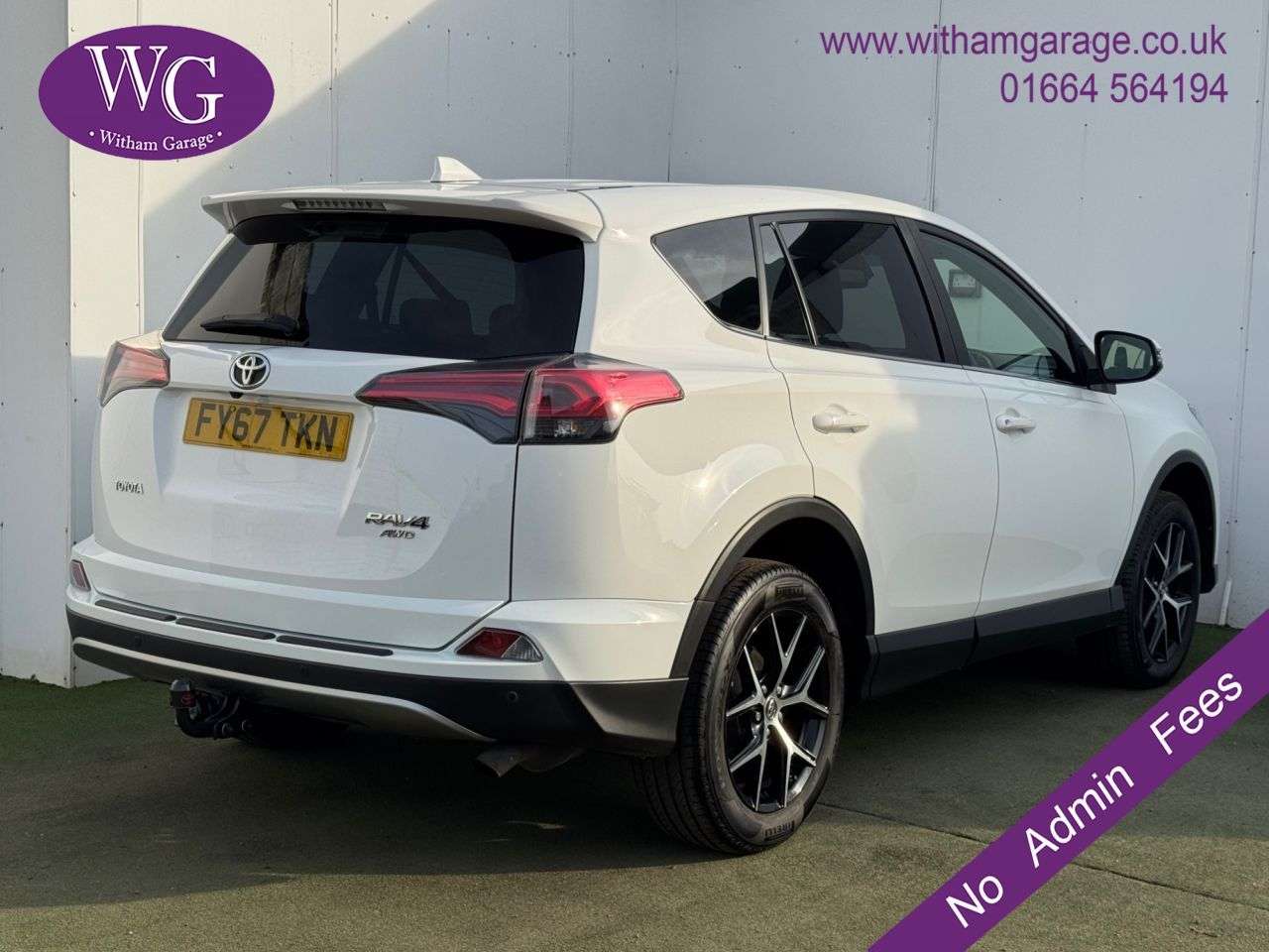 A 2017 TOYOTA RAV4 2.0 V-Matic Icon SUV 5dr Petrol CVT 4WD Euro 6 (s/s) (Safety Sense, SNav) ( A 2017 TOYOTA RAV4 2.0 V-Matic Icon SUV 5dr Petrol CVT 4WD Euro 6 (s/s) (Safety Sense, SNav) (