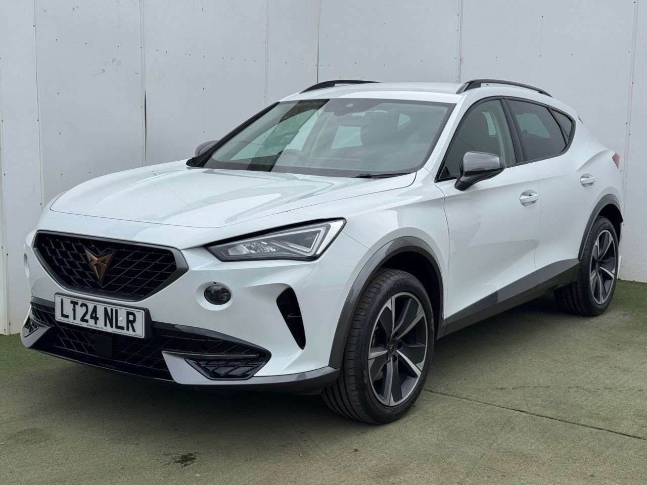 A 2024 CUPRA FORMENTOR 1.5 TSI V1 SUV 5dr Petrol Manual Euro 6 (s/s) (150 ps) A 2024 CUPRA FORMENTOR 1.5 TSI V1 SUV 5dr Petrol Manual Euro 6 (s/s) (150 ps)