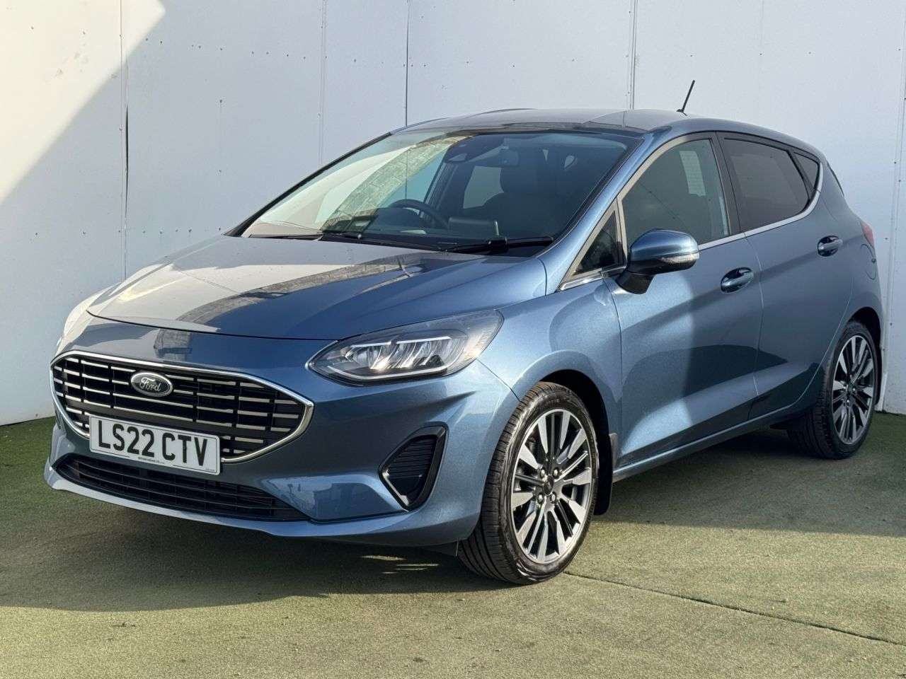 A 2022 FORD FIESTA 1.0T EcoBoost MHEV Titanium Vignale Hatchback 5dr Petrol Hybrid DCT Euro 6 A 2022 FORD FIESTA 1.0T EcoBoost MHEV Titanium Vignale Hatchback 5dr Petrol Hybrid DCT Euro 6