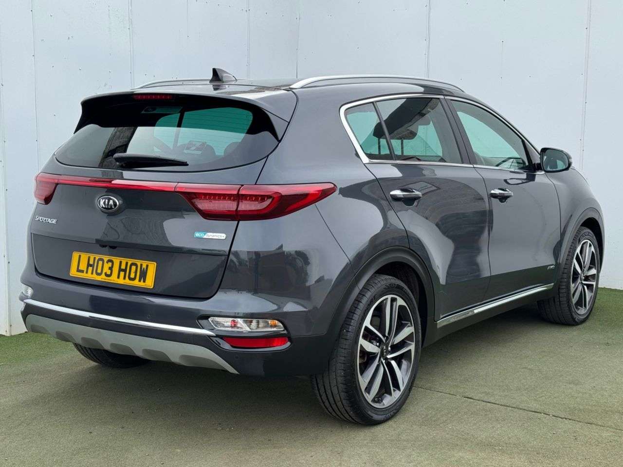 A 2020 KIA SPORTAGE 1.6 CRDi EcoDynamics+ 4 SUV 5dr Diesel Hybrid DCT AWD Euro 6 (s/s) (134 bhp A 2020 KIA SPORTAGE 1.6 CRDi EcoDynamics+ 4 SUV 5dr Diesel Hybrid DCT AWD Euro 6 (s/s) (134 bhp