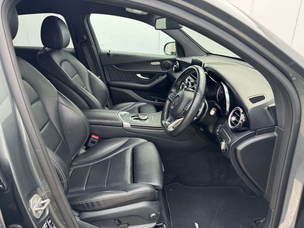 2019 MERCEDES-BENZ GLC 2019 MERCEDES-BENZ GLC