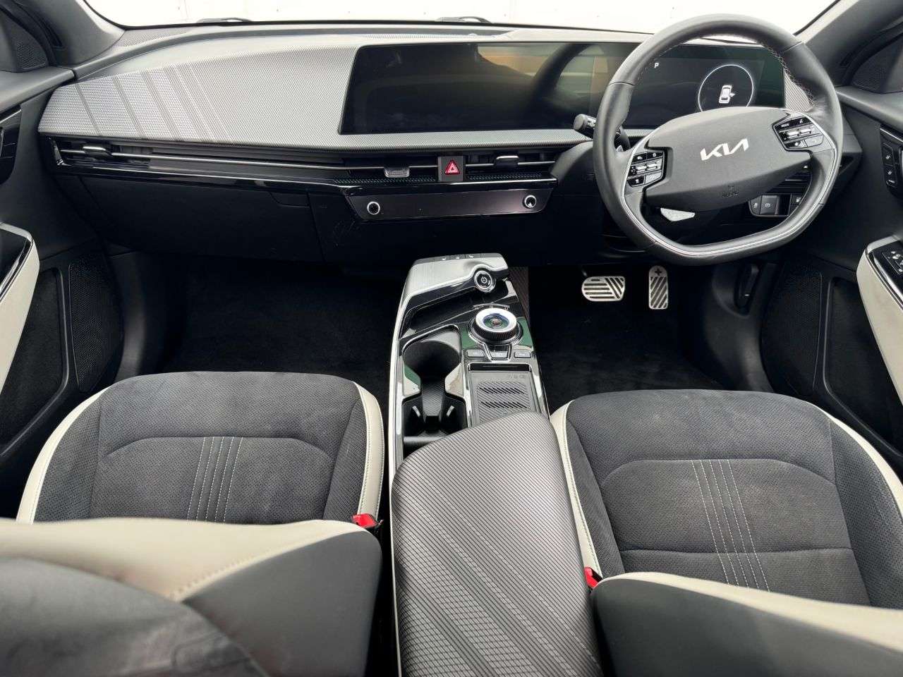 2023 KIA EV6 2023 KIA EV6