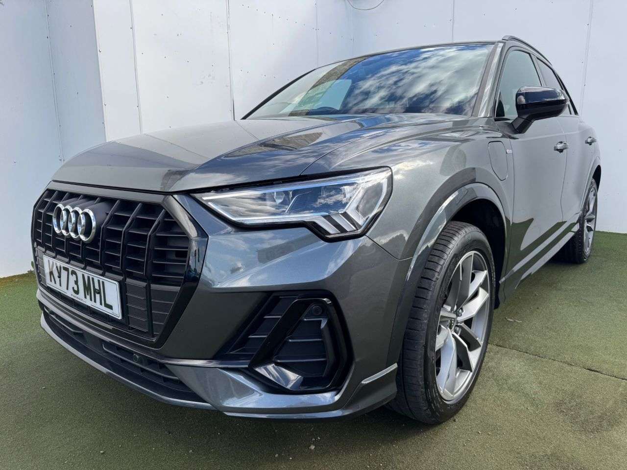 2023 AUDI Q3 2023 AUDI Q3