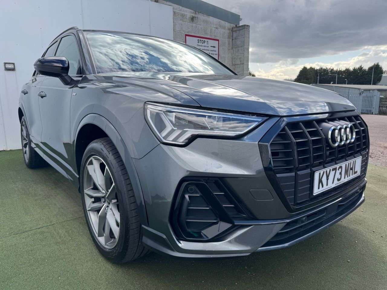 2023 AUDI Q3 2023 AUDI Q3