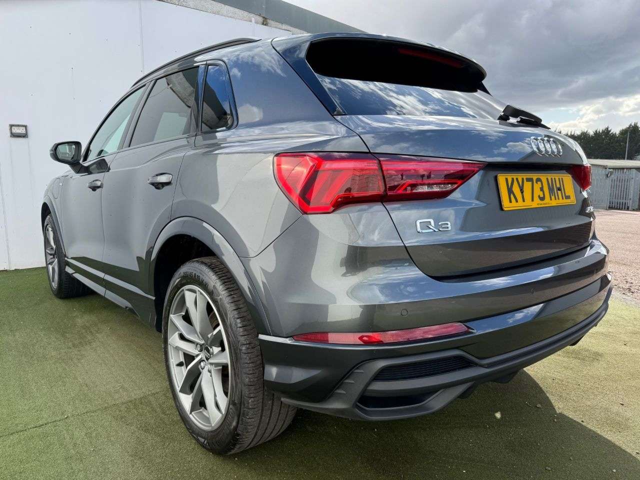2023 AUDI Q3 2023 AUDI Q3