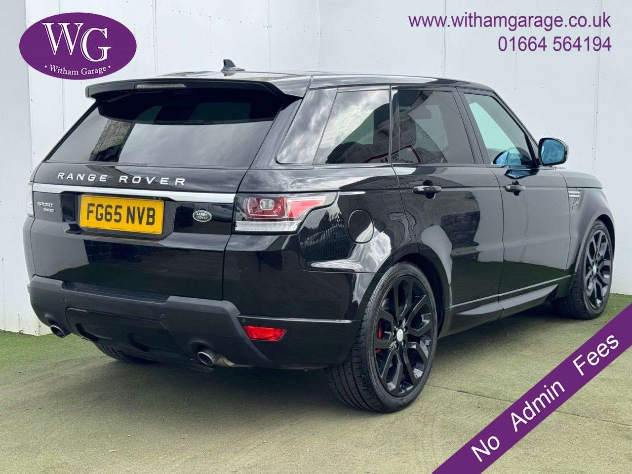 A 2015 LAND ROVER RANGE ROVER SPORT 3.0 SD V6 HSE SUV 5dr Diesel Auto 4WD Euro 6 (s/s) (306 ps) A 2015 LAND ROVER RANGE ROVER SPORT 3.0 SD V6 HSE SUV 5dr Diesel Auto 4WD Euro 6 (s/s) (306 ps)