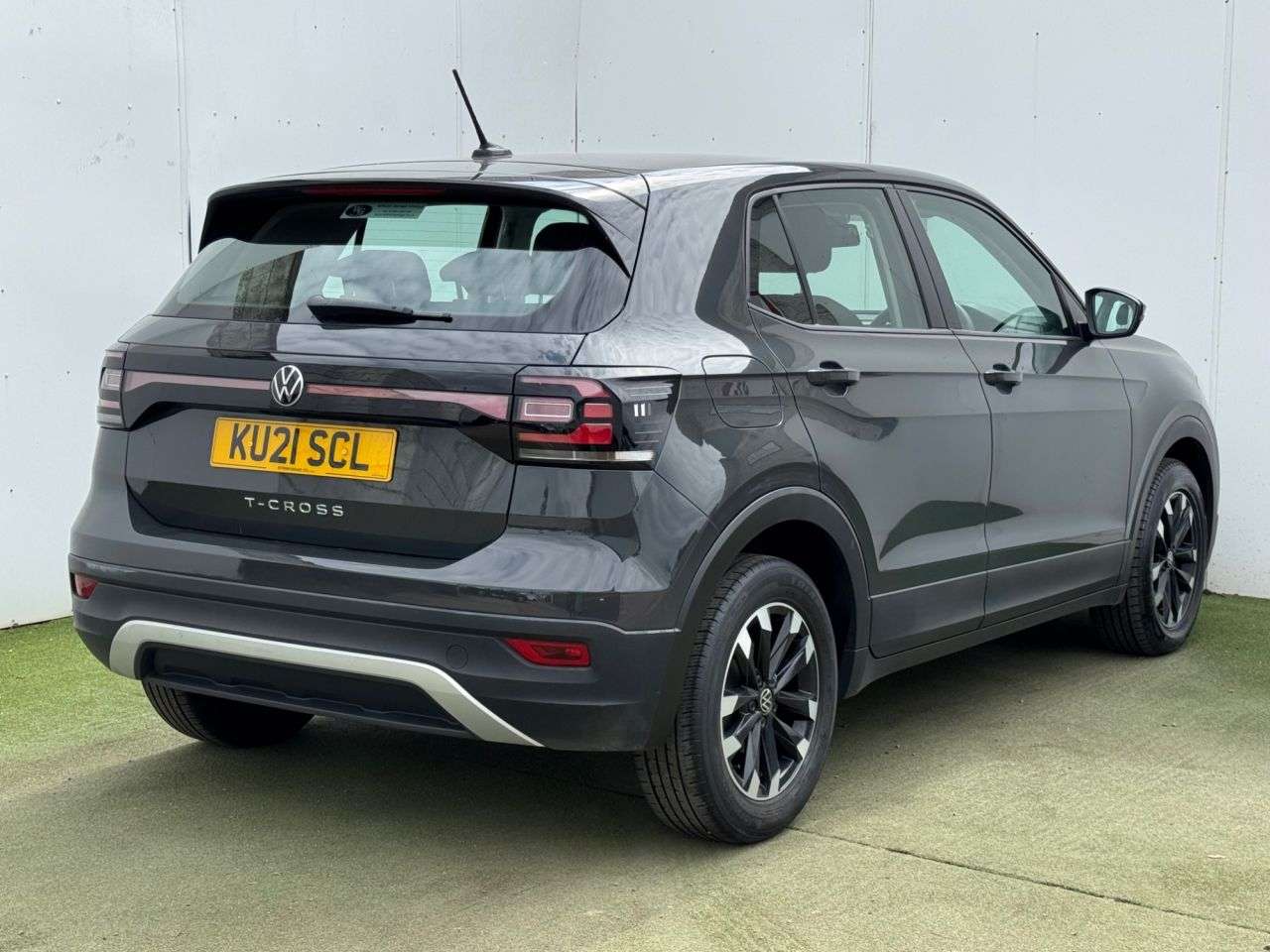 A 2021 VOLKSWAGEN T-CROSS 1.0 TSI S SUV 5dr Petrol Manual Euro 6 (s/s) (95 ps) A 2021 VOLKSWAGEN T-CROSS 1.0 TSI S SUV 5dr Petrol Manual Euro 6 (s/s) (95 ps)