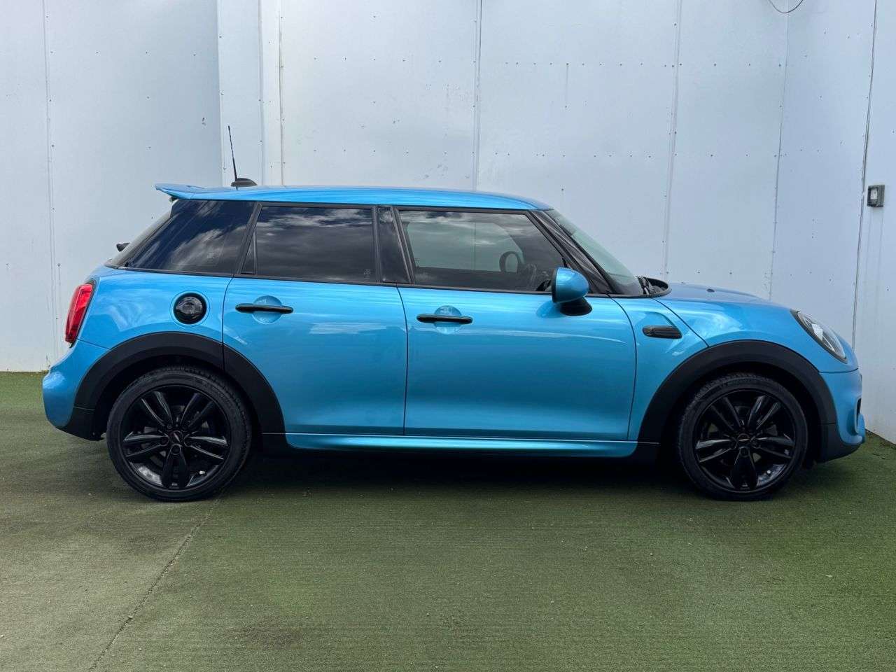 2018 MINI HATCH 2018 MINI HATCH