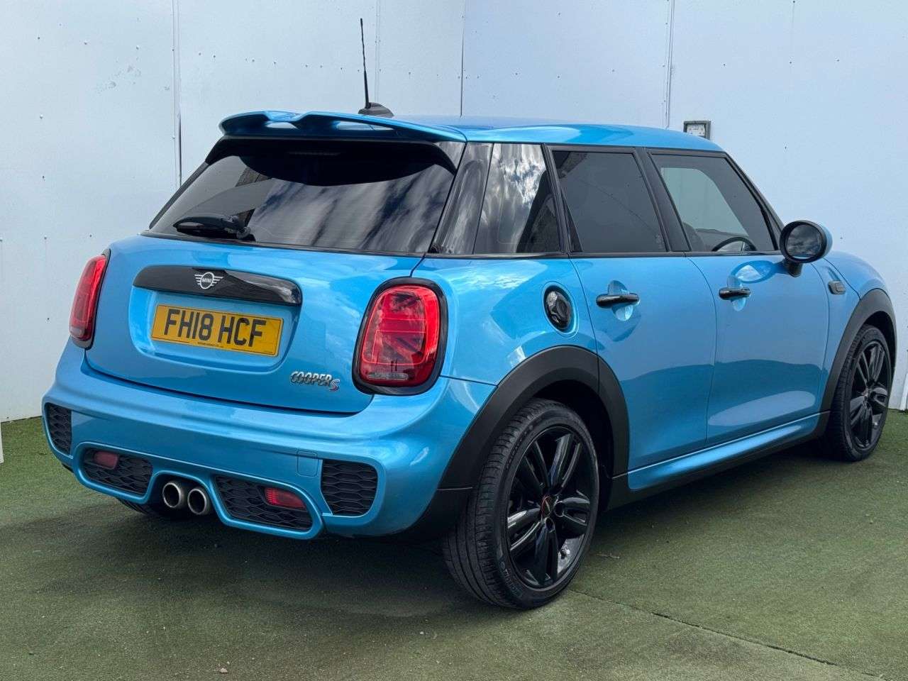 A 2018 MINI HATCH 2.0 Cooper S Hatchback 5dr Petrol Steptronic Euro 6 (s/s) (192 ps) A 2018 MINI HATCH 2.0 Cooper S Hatchback 5dr Petrol Steptronic Euro 6 (s/s) (192 ps)