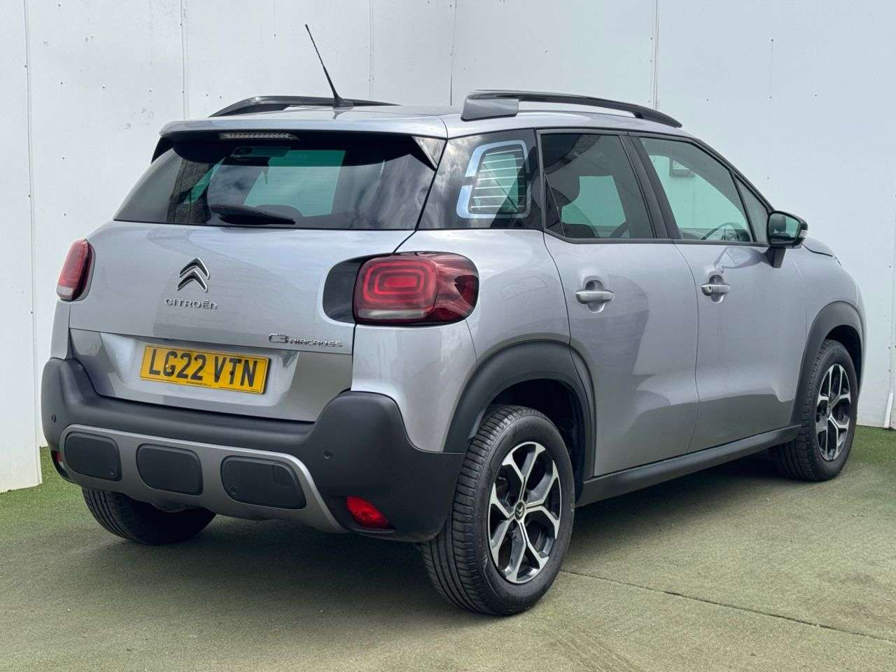 A 2022 CITROEN C3 AIRCROSS 1.2 PureTech Shine SUV 5dr Petrol EAT6 Euro 6 (s/s) (130 ps) A 2022 CITROEN C3 AIRCROSS 1.2 PureTech Shine SUV 5dr Petrol EAT6 Euro 6 (s/s) (130 ps)