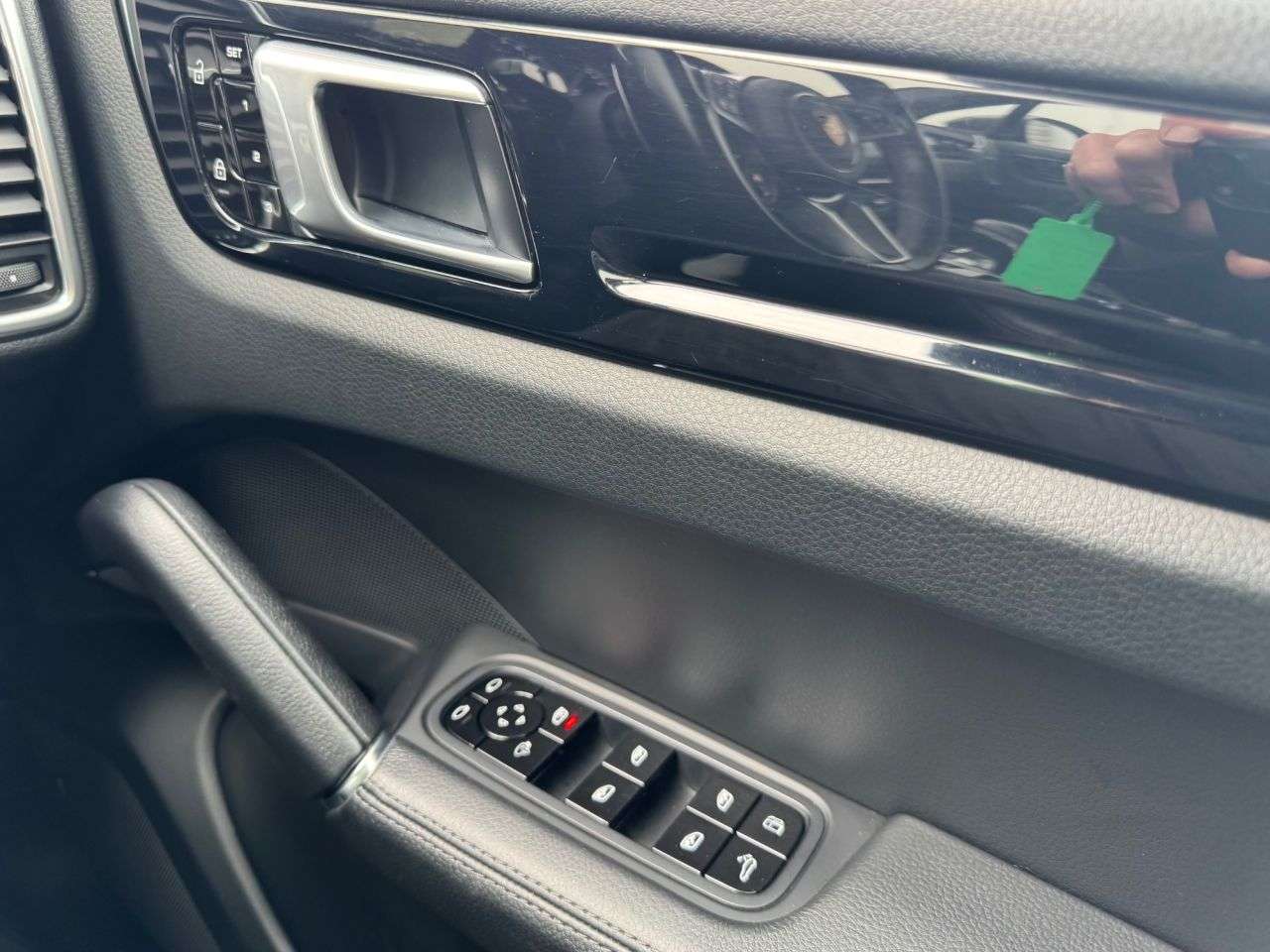 2020 PORSCHE CAYENNE 2020 PORSCHE CAYENNE