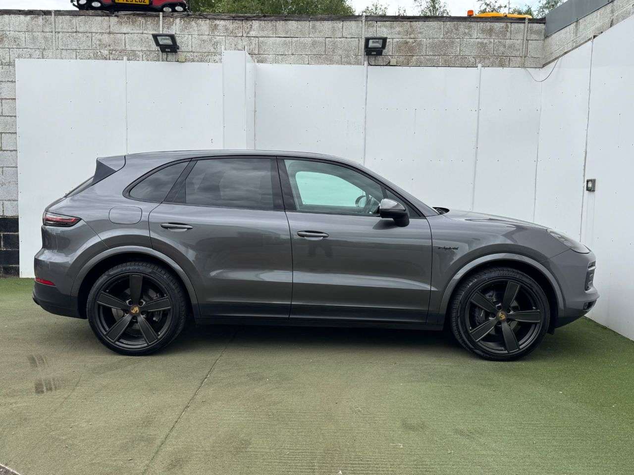 2020 PORSCHE CAYENNE 2020 PORSCHE CAYENNE