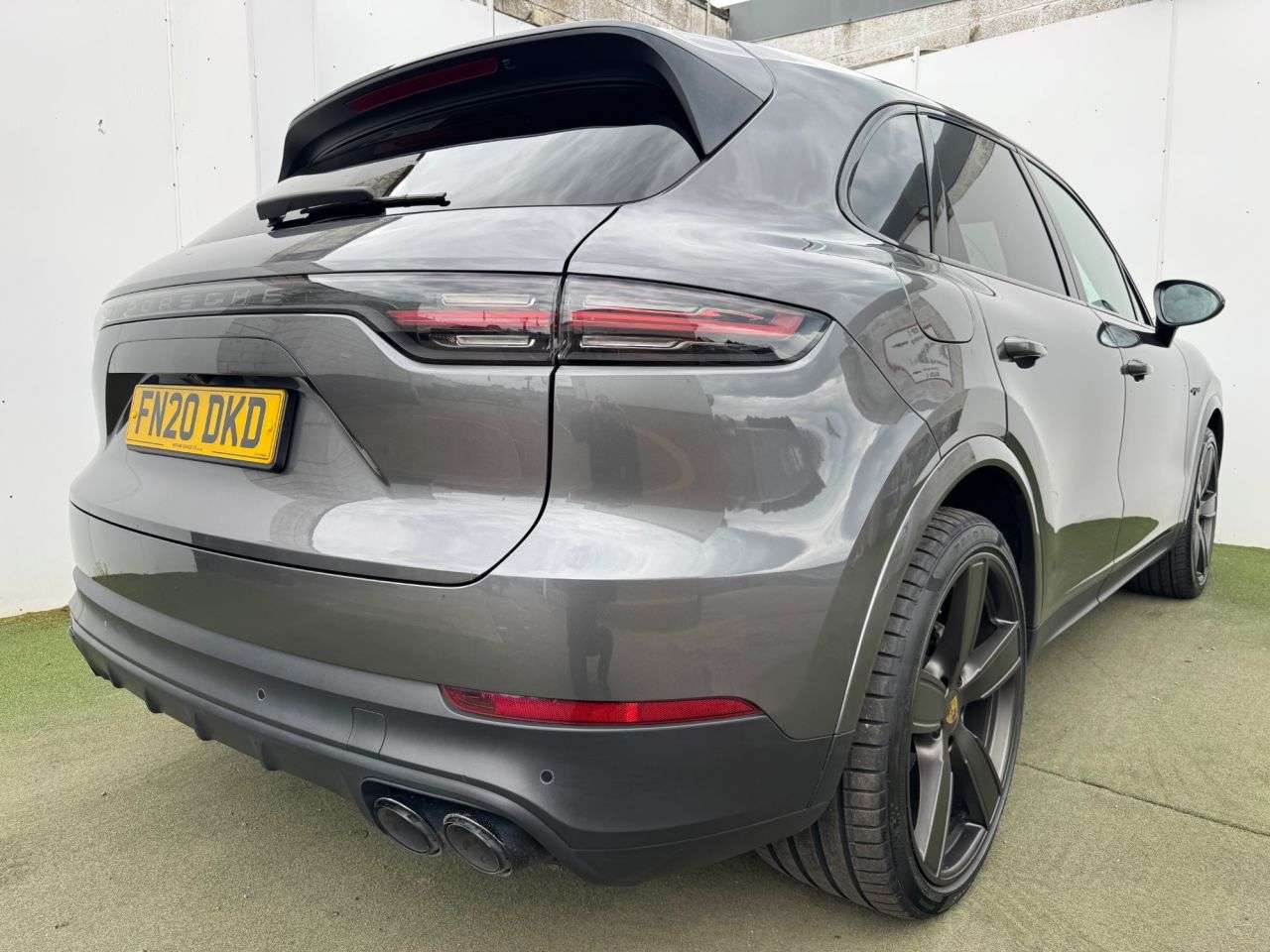 2020 PORSCHE CAYENNE 2020 PORSCHE CAYENNE