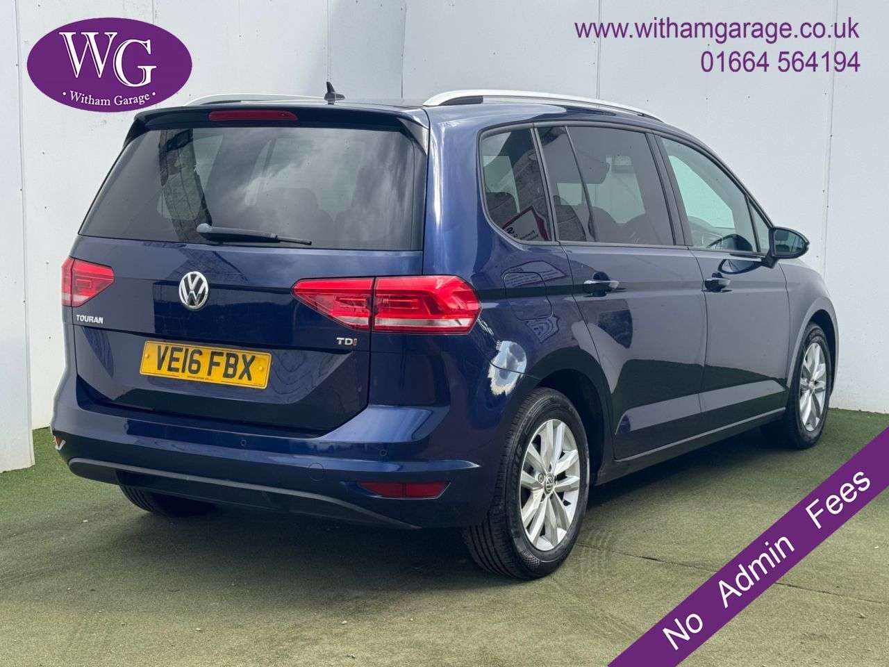 A 2016 VOLKSWAGEN TOURAN 1.6 TDI BlueMotion Tech SE Family MPV 5dr Diesel DSG Euro 6 (s/s) (110 ps) A 2016 VOLKSWAGEN TOURAN 1.6 TDI BlueMotion Tech SE Family MPV 5dr Diesel DSG Euro 6 (s/s) (110 ps)