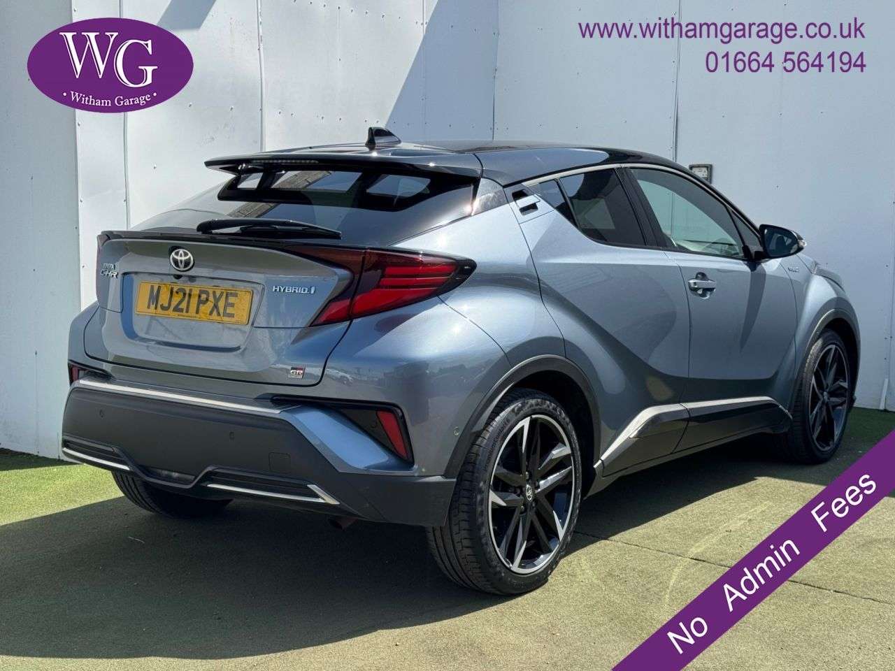 A 2021 TOYOTA C-HR 1.8 VVT-h GR SPORT SUV 5dr Petrol Hybrid CVT Euro 6 (s/s) (122 ps) A 2021 TOYOTA C-HR 1.8 VVT-h GR SPORT SUV 5dr Petrol Hybrid CVT Euro 6 (s/s) (122 ps)
