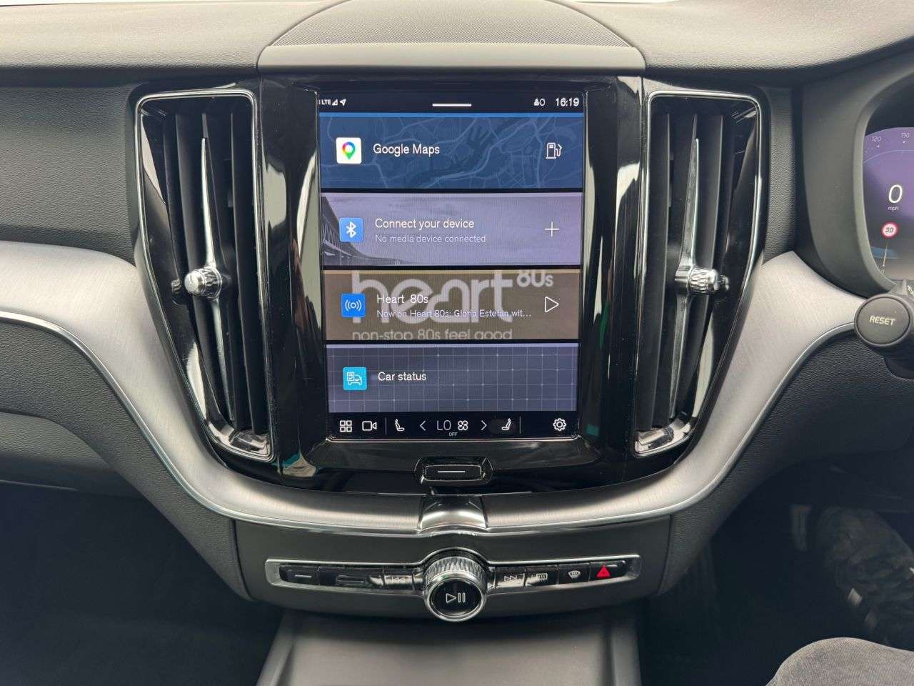 2021 VOLVO XC60 2021 VOLVO XC60