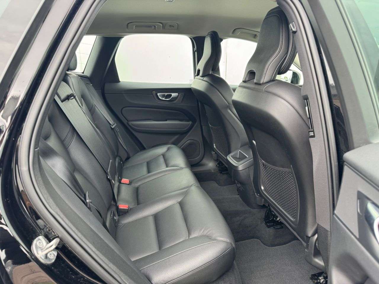 2021 VOLVO XC60 2021 VOLVO XC60