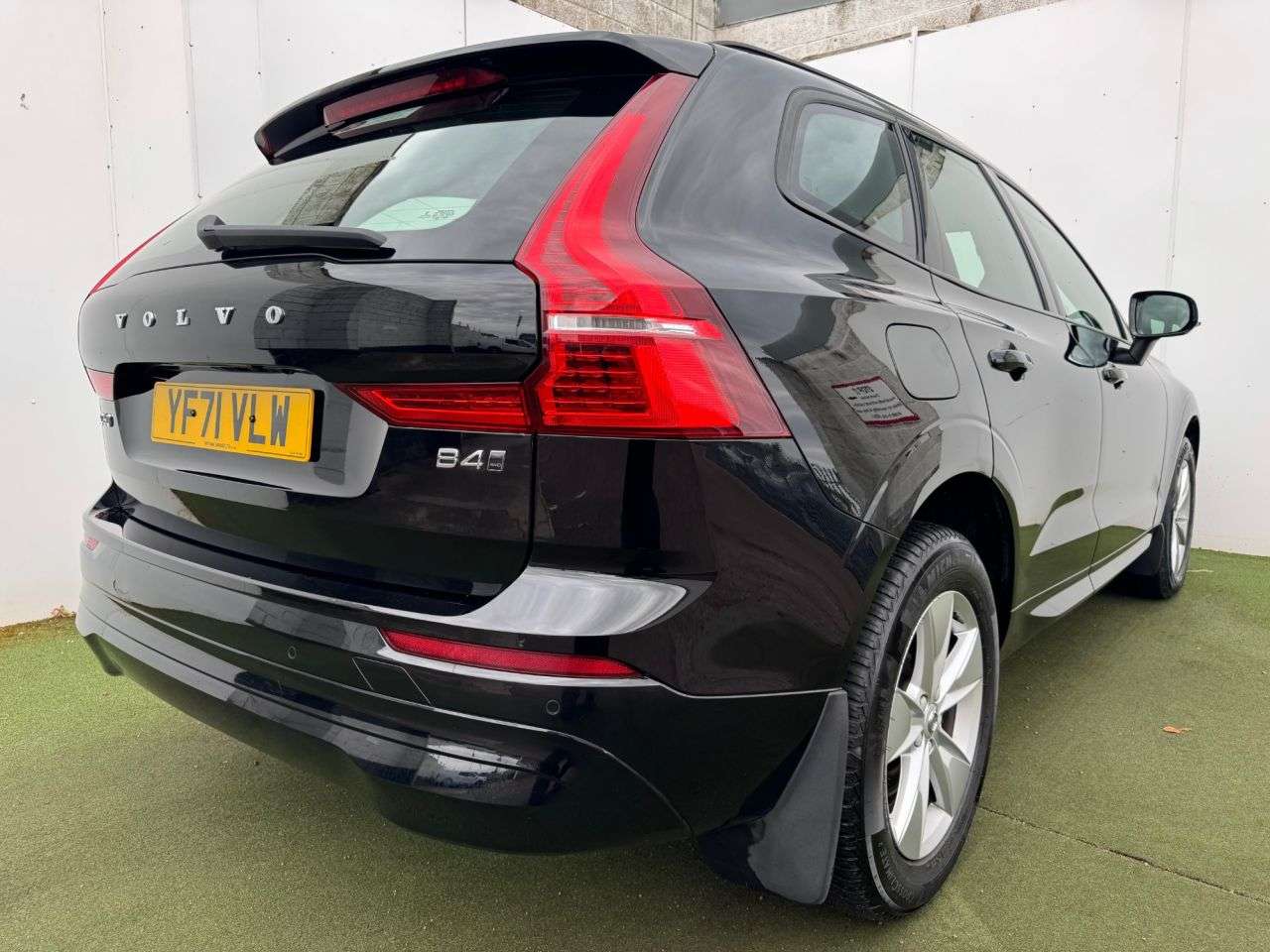 2021 VOLVO XC60 2021 VOLVO XC60