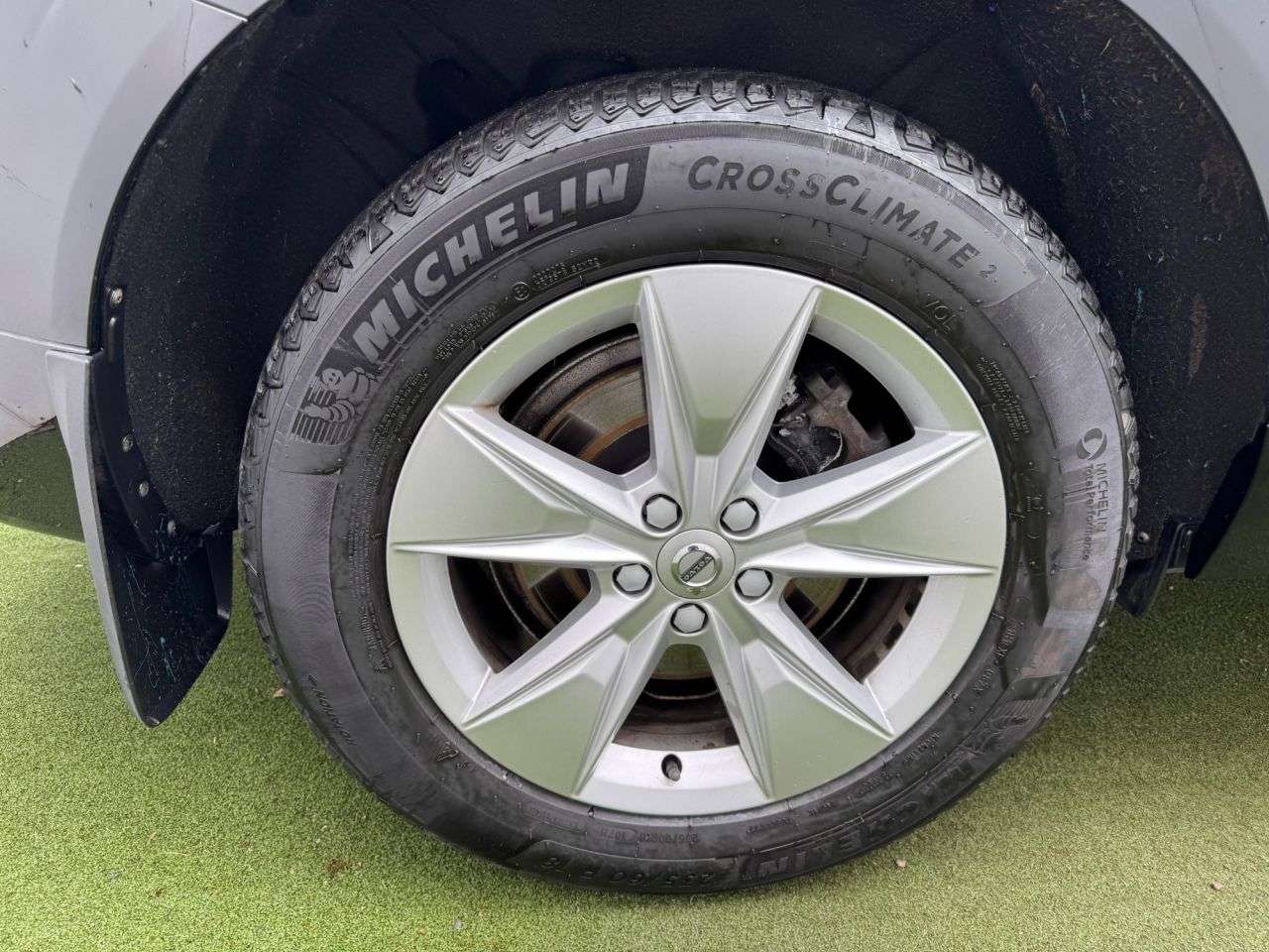 2021 VOLVO XC60 2021 VOLVO XC60
